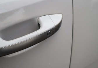 Подержанный автомобиль Kia Stinger 2018 года (15 фото)