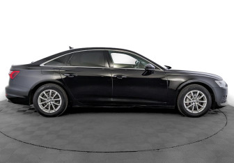 Подержанный автомобиль Audi A6 Sedan 2020 года (4 фото)