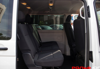 Подержанный автомобиль Volkswagen Caravelle 2018 года (8 фото)