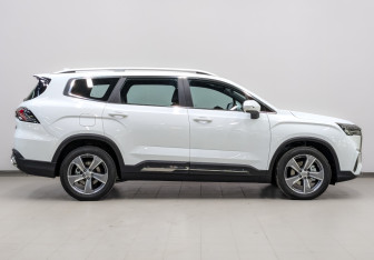 Новый Geely Okavango 2025 (4 фото)