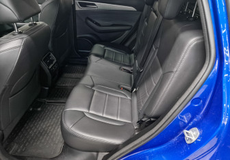 Подержанный автомобиль Haval F7x 2022 года (18 фото)