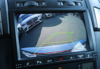 Подержанный автомобиль Volkswagen Touareg 2007 года (17 фото)