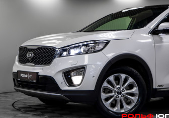 Подержанный автомобиль Kia Sorento 2017 года (26 фото)