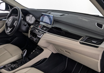 Подержанный автомобиль BMW X2 2021 года (13 фото)