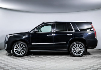 Подержанный автомобиль Cadillac Escalade Suv 2020 года (8 фото)