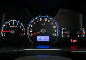 Подержанный автомобиль Hyundai Santa Fe 2007 года (13 фото)