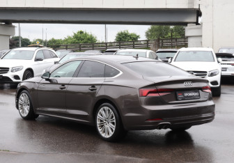 Подержанный автомобиль Audi A5 Liftback 2018 года (7 фото)