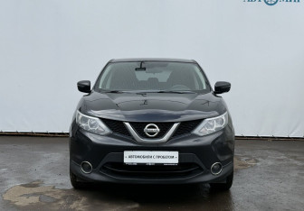 Подержанный автомобиль Nissan Qashqai 2018 года (2 фото)