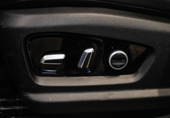 Подержанный автомобиль Jaecoo J7 2023 года (14 фото)