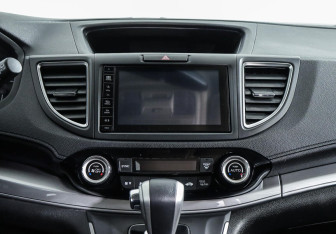 Подержанный автомобиль Honda CR-V 2015 года (8 фото)