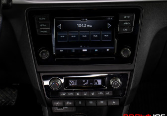 Подержанный автомобиль Skoda Rapid Liftback 2019 года (13 фото)