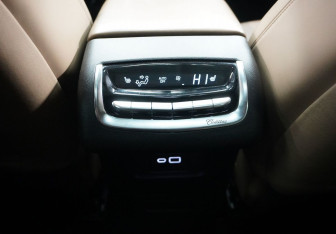 Подержанный автомобиль Cadillac XT6 2019 года (16 фото)