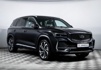 Подержанный автомобиль Geely Monjaro 2023 года (3 фото)