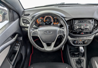 Подержанный автомобиль LADA (ВАЗ) Vesta Wagon 2021 года (22 фото)