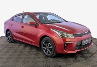 Подержанный автомобиль Kia Rio Sedan 2017 года (3 фото)