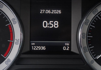Подержанный автомобиль Skoda Octavia Liftback 2018 года (19 фото)