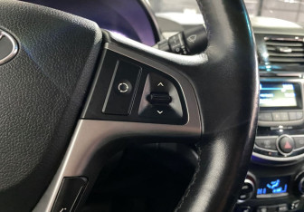 Подержанный автомобиль Hyundai Solaris Sedan 2016 года (16 фото)