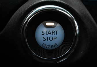 Подержанный автомобиль Infiniti QX60 2018 года (17 фото)