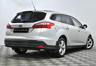 Подержанный автомобиль Ford Focus Wagon 2014 года (3 фото)