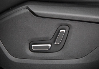 Подержанный автомобиль Geely Cityray 2024 года (18 фото)