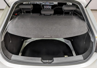 Подержанный автомобиль SEAT Leon Hatchback 2013 года (10 фото)