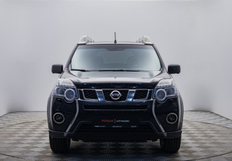 Подержанный автомобиль Nissan X-Trail 2014 года (8 фото)