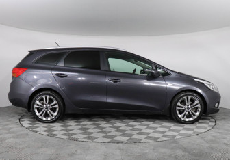 Подержанный автомобиль Kia Ceed Wagon 2012 года (4 фото)