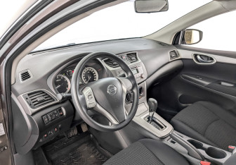 Подержанный автомобиль Nissan Sentra Sedan 2014 года (16 фото)