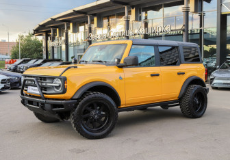 Подержанный автомобиль Ford Bronco 2021 года (31 фото)