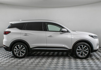 Подержанный автомобиль Chery Tiggo 7 Pro 2022 года (4 фото)