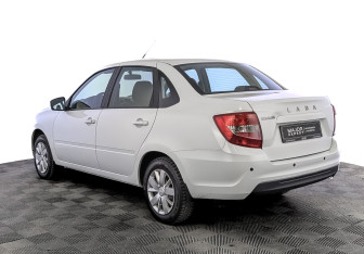 Подержанный автомобиль LADA (ВАЗ) Granta Sedan 2022 года (7 фото)