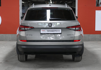 Подержанный автомобиль Skoda Kodiaq 2019 года (5 фото)