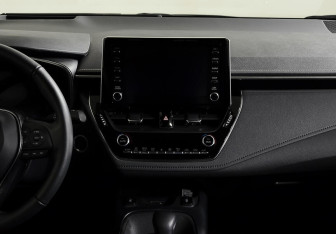 Подержанный автомобиль Toyota Corolla Sedan 2021 года (13 фото)