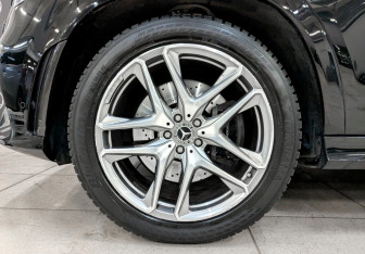 Подержанный автомобиль Mercedes-Benz GLE 2019 года (18 фото)