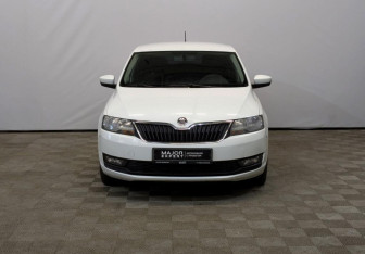 Подержанный автомобиль Skoda Rapid Liftback 2019 года (2 фото)