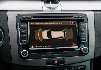 Подержанный автомобиль Volkswagen Passat Wagon 2013 года (20 фото)