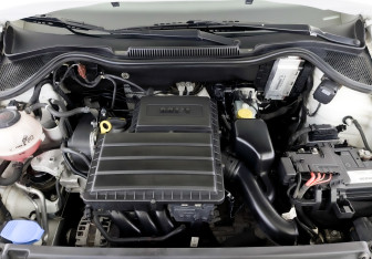 Подержанный автомобиль Volkswagen Polo Sedan 2018 года (9 фото)