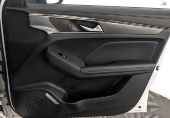 Подержанный автомобиль Haval Jolion 2023 года (24 фото)