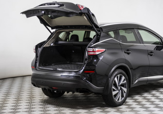 Подержанный автомобиль Nissan Murano Suv 2017 года (22 фото)