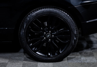 Подержанный автомобиль Land Rover Range Rover Sport 2020 года (15 фото)