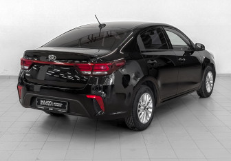 Подержанный автомобиль Kia Rio Sedan 2020 года (5 фото)
