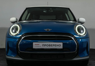 Подержанный автомобиль MINI Hatch 2021 года (16 фото)