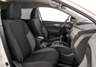 Подержанный автомобиль Nissan Qashqai 2022 года (24 фото)