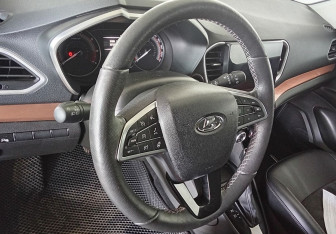 Подержанный автомобиль LADA (ВАЗ) Vesta Wagon 2024 года (12 фото)