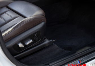 Подержанный автомобиль BMW X3 2020 года (15 фото)