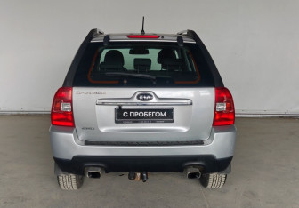 Подержанный автомобиль Kia Sportage 2009 года (5 фото)