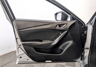 Подержанный автомобиль Mazda 6 Sedan 2018 года (19 фото)