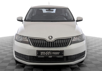 Подержанный автомобиль Skoda Rapid Liftback 2019 года (2 фото)