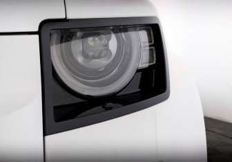 Подержанный автомобиль Land Rover Defender Suv 2021 года (17 фото)