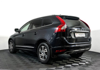 Подержанный автомобиль Volvo XC60 2014 года (7 фото)